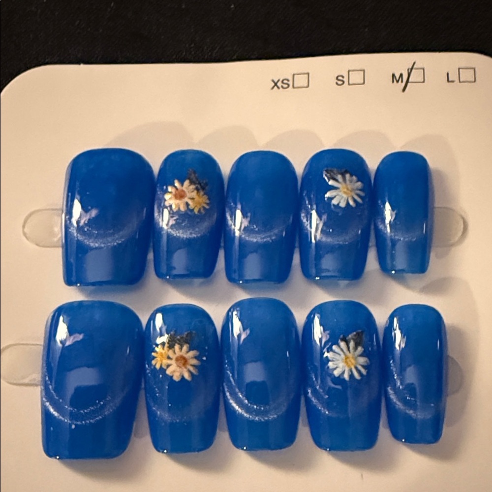 Blue Hand Painted Floral Cat’s Eye Press-On Nails. Medium Short. New. Reusable